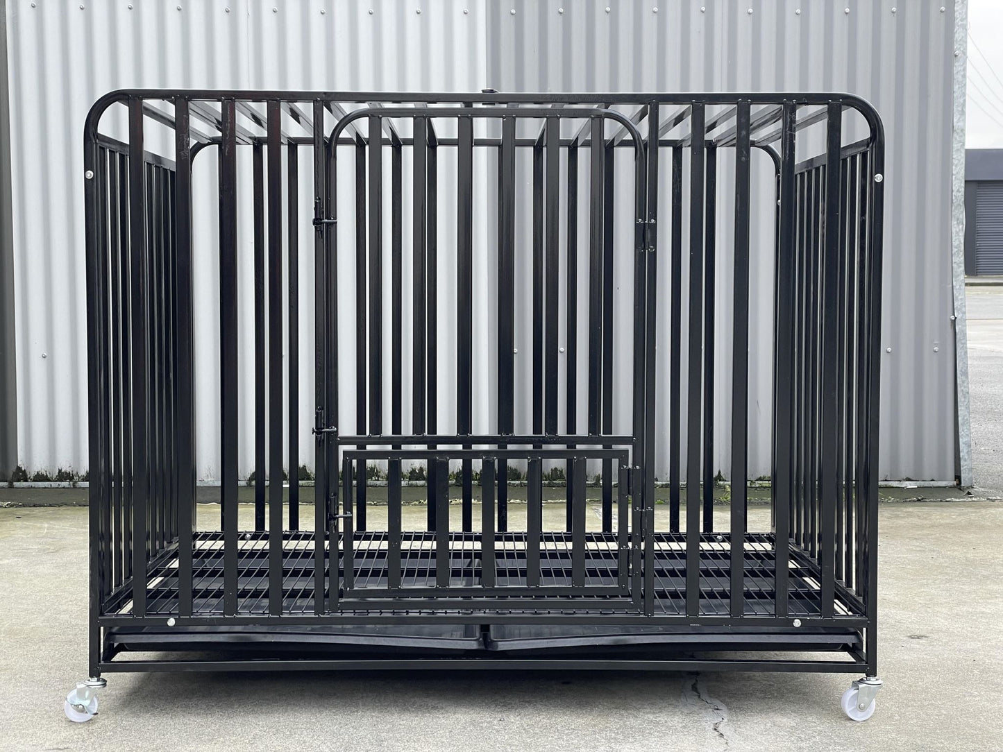 Durable Metal Pet Cage with Wheels XXL (125CM)