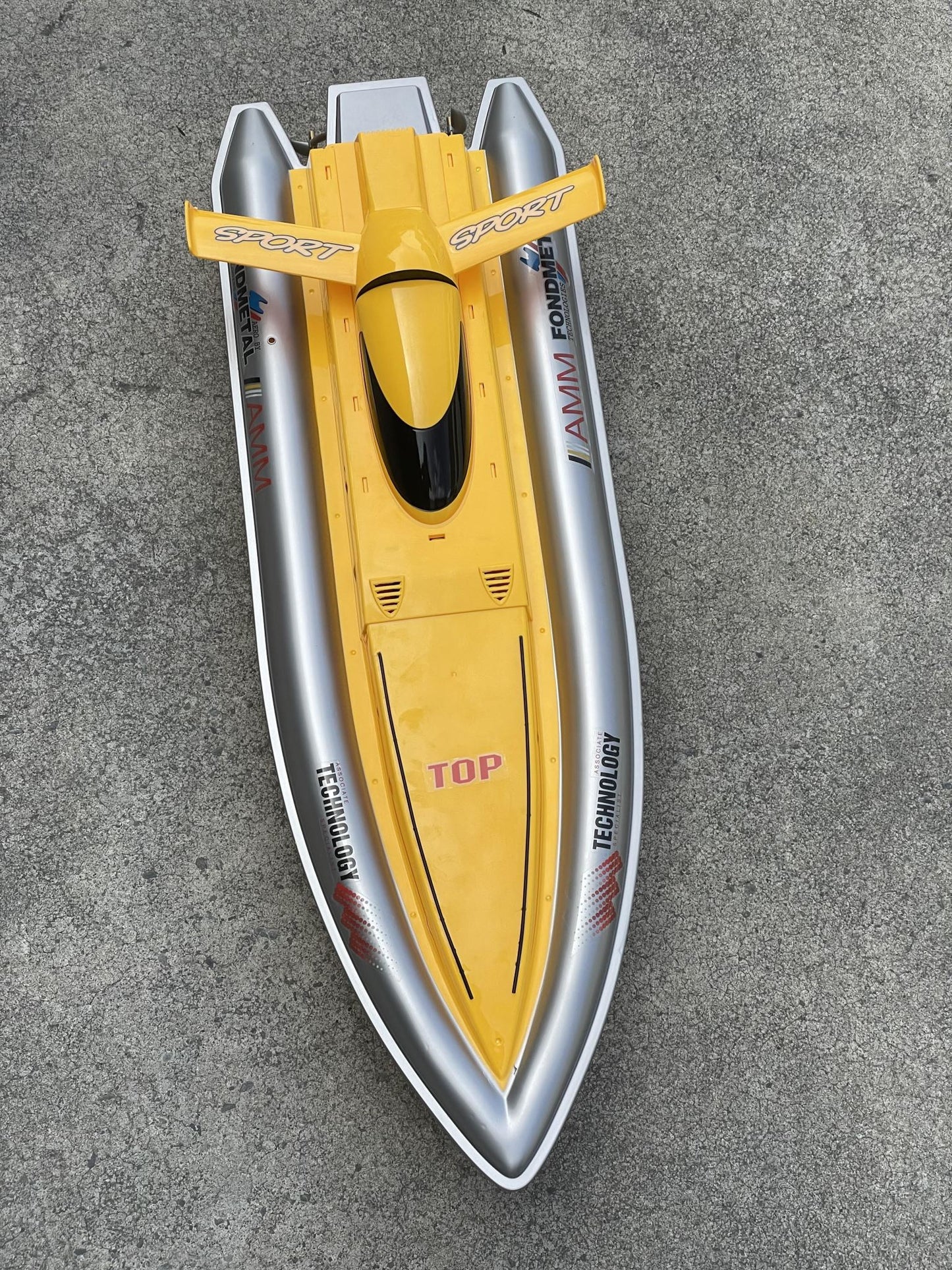 80CM High-Speed RC Racing Boat |18KM/H Waterproof Design |80m Range|Kids/Adults