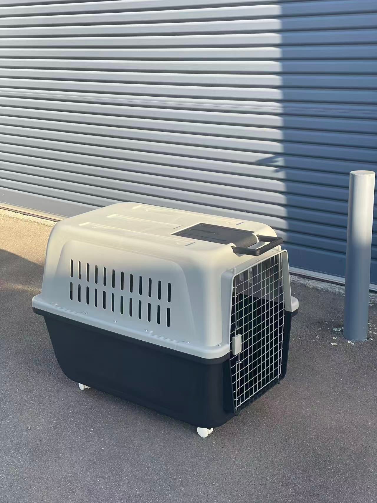X-Large Airline Travel Cage/Carrier/Crate 99cm Wheeled Air NZ