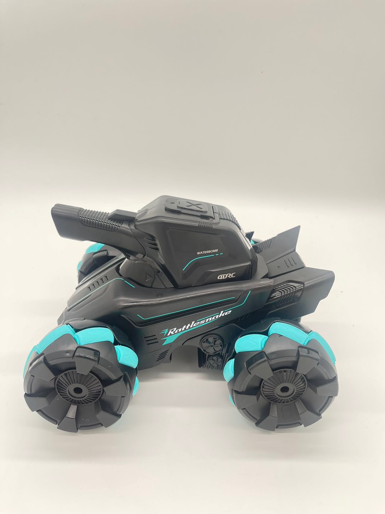 4WD Gesture Control RC Tank | Water Bomb Spray, 15km/h Speed | 2.4GHz Remote | Kids/Adults
