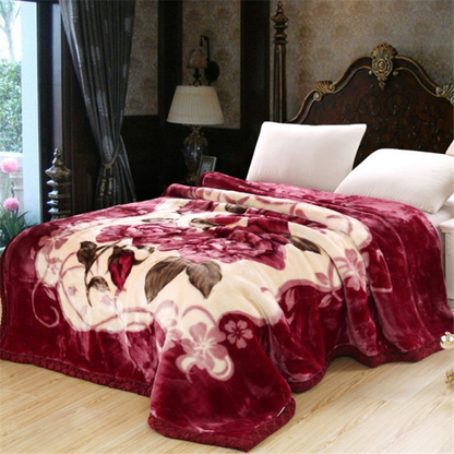 Comfortable Lightweight Microfiber Blanket Super Soft Blanket 180 x 220 cm